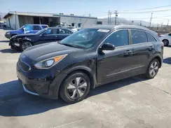 KNDCB3LC6H5095211 2017 KIA NIRO