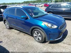 KNDCB3LC6H5096567 2017 KIA NIRO