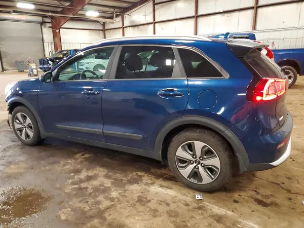 KNDCB3LC6H5099632 2017 KIA NIRO - Image 2