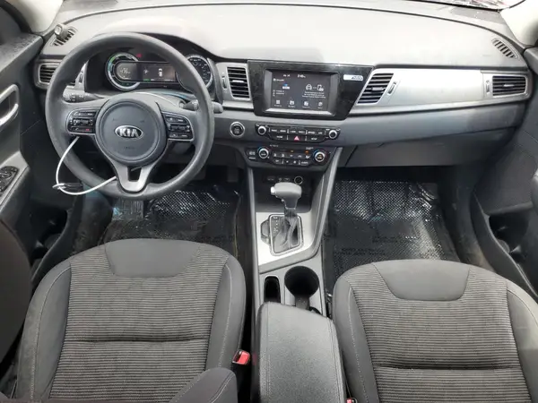 KNDCB3LC6H5103470 2017 KIA NIRO - Image 8