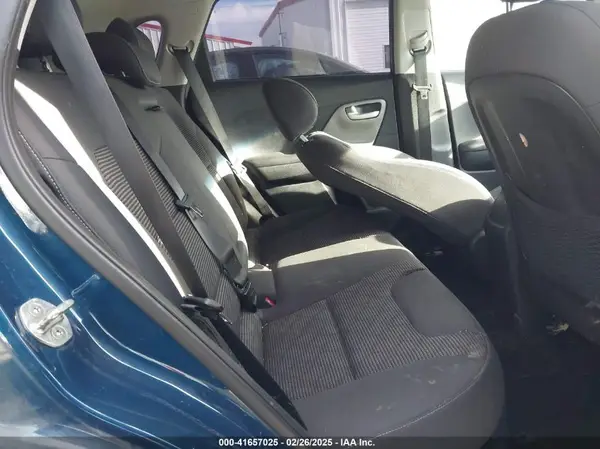 KNDCB3LC6J5114183 2018 KIA NIRO - Image 8