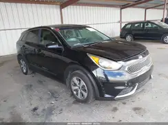 KNDCB3LC6J5125992 2018 KIA NIRO