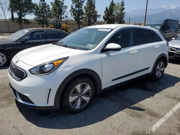 KNDCB3LC6J5129394 2018 KIA NIRO - Image 1