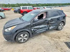 KNDCB3LC6J5136720 2018 KIA NIRO