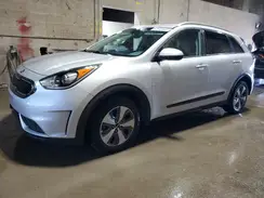 KNDCB3LC6J5160970 2018 KIA NIRO