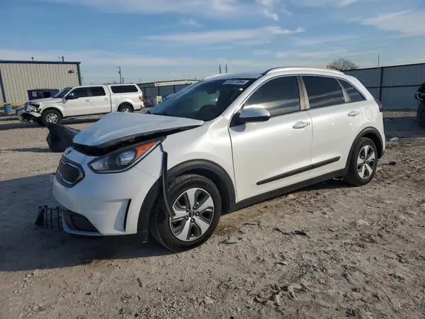 KNDCB3LC6J5171497 2018 KIA NIRO - Image 1