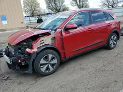 KNDCB3LC6J5175629 2018 KIA NIRO
