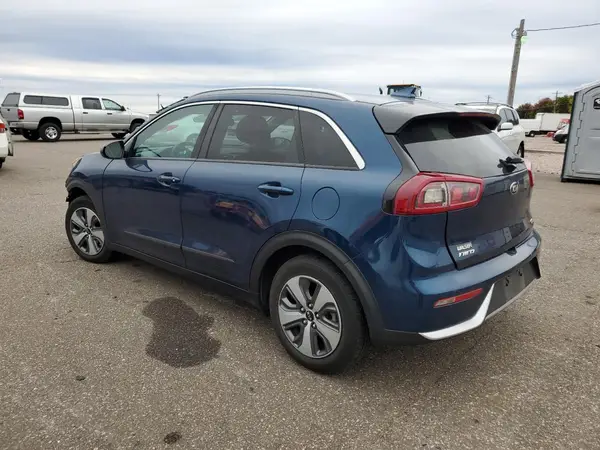 KNDCB3LC6J5189479 2018 KIA NIRO - Image 2