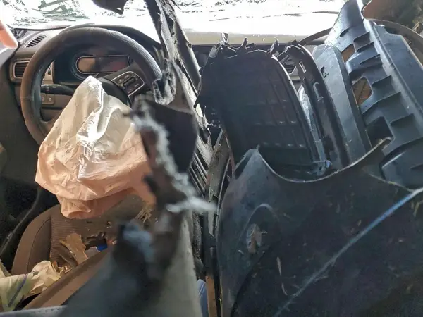 KNDCB3LC6J5200190 2018 KIA NIRO - Image 8