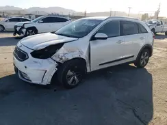 KNDCB3LC6J5203171 2018 KIA NIRO