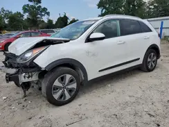 KNDCB3LC6J5204580 2018 KIA NIRO