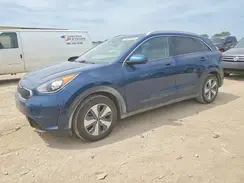 KNDCB3LC6J5205602 2018 KIA NIRO