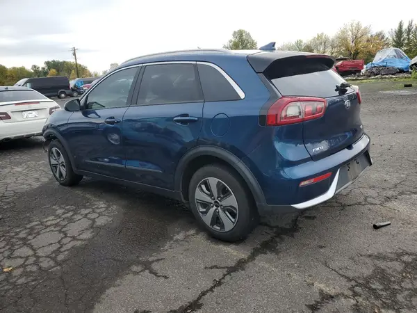 KNDCB3LC6J5206569 2018 KIA NIRO - Image 2