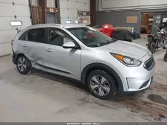 KNDCB3LC6K5217430 2019 KIA NIRO