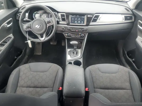 KNDCB3LC6K5217878 2019 KIA NIRO - Image 8