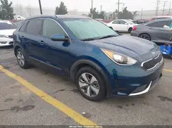 KNDCB3LC6K5243090 2019 KIA NIRO