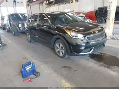 KNDCB3LC6K5243297 2019 KIA NIRO