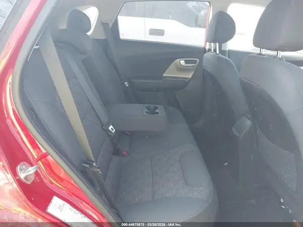 KNDCB3LC6K5244692 2019 KIA NIRO - Image 8