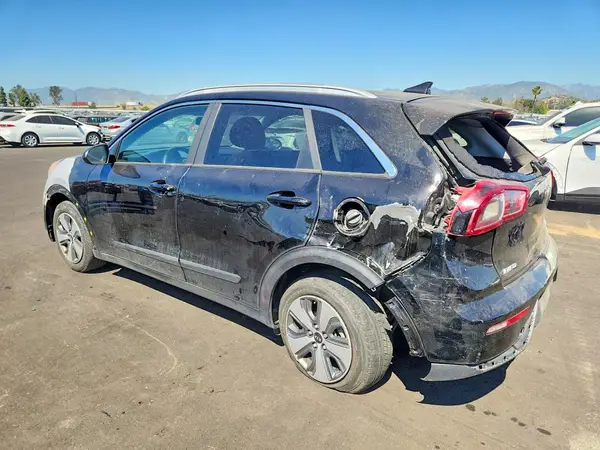 KNDCB3LC6K5245518 2019 KIA NIRO - Image 2