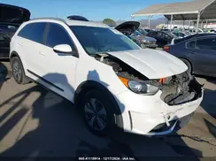 KNDCB3LC6K5259547 2019 KIA NIRO