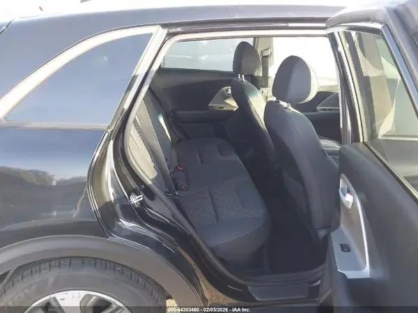 KNDCB3LC6K5297571 2019 KIA NIRO - Image 8