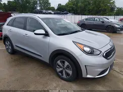 KNDCB3LC6K5302753 2019 KIA NIRO