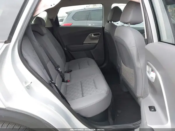 KNDCB3LC6K5302848 2019 KIA NIRO - Image 8