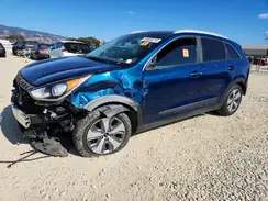 KNDCB3LC6K5322176 2019 KIA NIRO