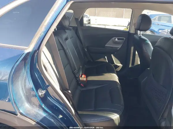 KNDCB3LC6K5339334 2019 KIA NIRO - Image 8