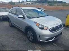 KNDCB3LC6K5344792 2019 KIA NIRO