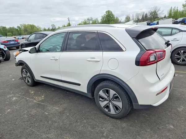 KNDCB3LC6K5349491 2019 KIA NIRO - Image 2