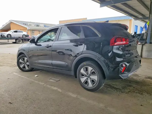 KNDCB3LC6L5368088 2020 KIA NIRO - Image 2
