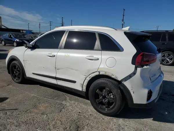 KNDCB3LC6L5368544 2020 KIA NIRO - Image 2
