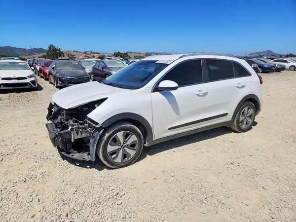 KNDCB3LC6L5369614 2020 KIA NIRO - Image 1