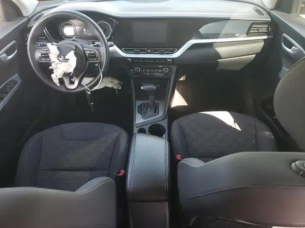 KNDCB3LC6L5394187 2020 KIA NIRO - Image 8