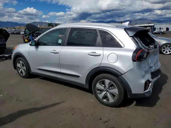 KNDCB3LC6L5396098 2020 KIA NIRO - Image 2