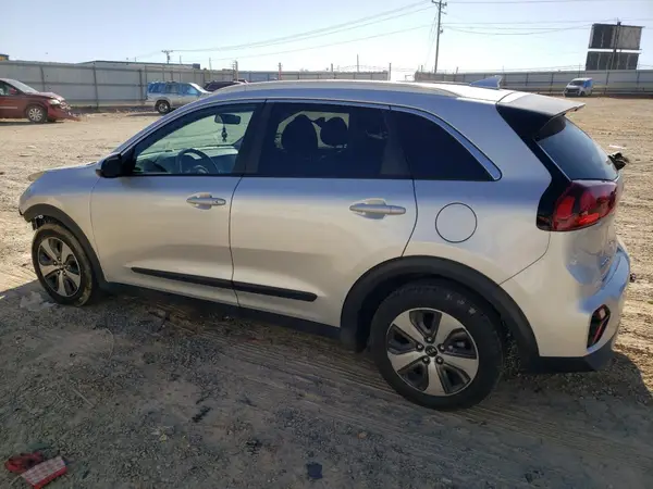 KNDCB3LC6L5397042 2020 KIA NIRO - Image 2