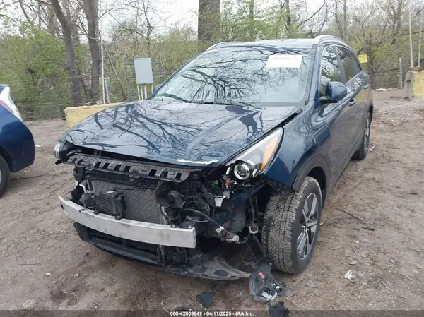 KNDCB3LC6L5425423 2020 KIA NIRO - Image 2