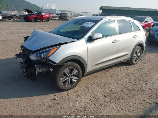 KNDCB3LC6L5436194 2020 KIA NIRO - Image 2
