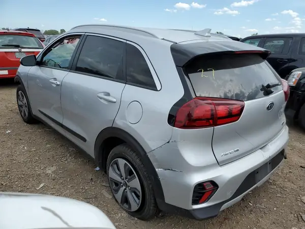 KNDCB3LC6L5438804 2020 KIA NIRO - Image 2