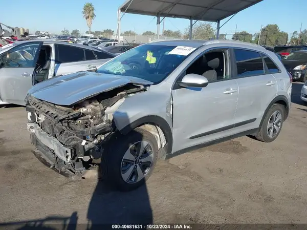 KNDCB3LC6L5438852 2020 KIA NIRO - Image 2