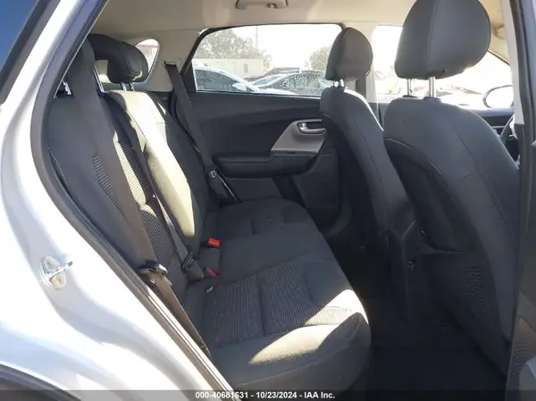 KNDCB3LC6L5438852 2020 KIA NIRO - Image 8