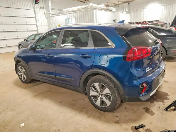 KNDCB3LC6M5465762 2021 KIA NIRO - Image 2