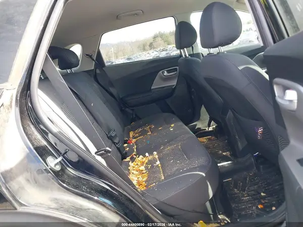 KNDCB3LC6M5469228 2021 KIA NIRO - Image 8