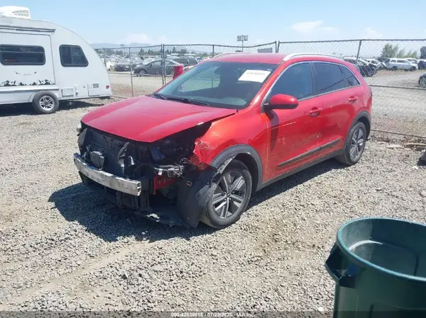 KNDCB3LC6N5499525 2022 KIA NIRO - Image 2
