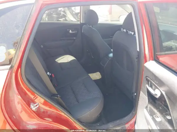 KNDCB3LC6N5499525 2022 KIA NIRO - Image 8