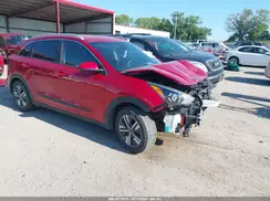 KNDCB3LC6N5542227 2022 KIA NIRO