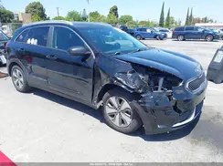 KNDCB3LC7H5043974 2017 KIA NIRO