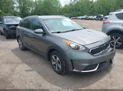 KNDCB3LC7H5047538 2017 KIA NIRO