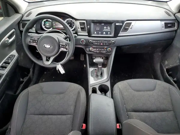KNDCB3LC7H5048186 2017 KIA NIRO - Image 8